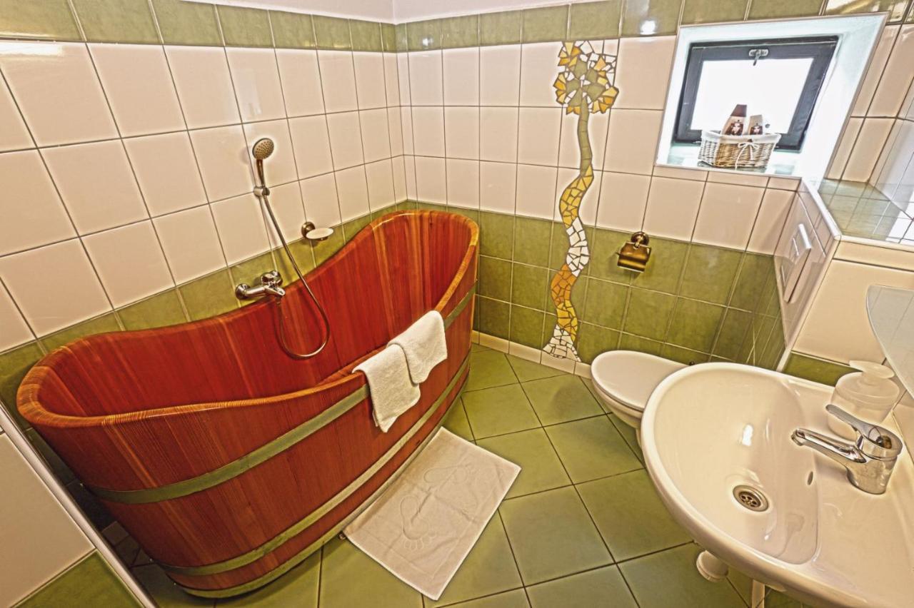 U Svateho Petra Apartment Kájov Exterior photo